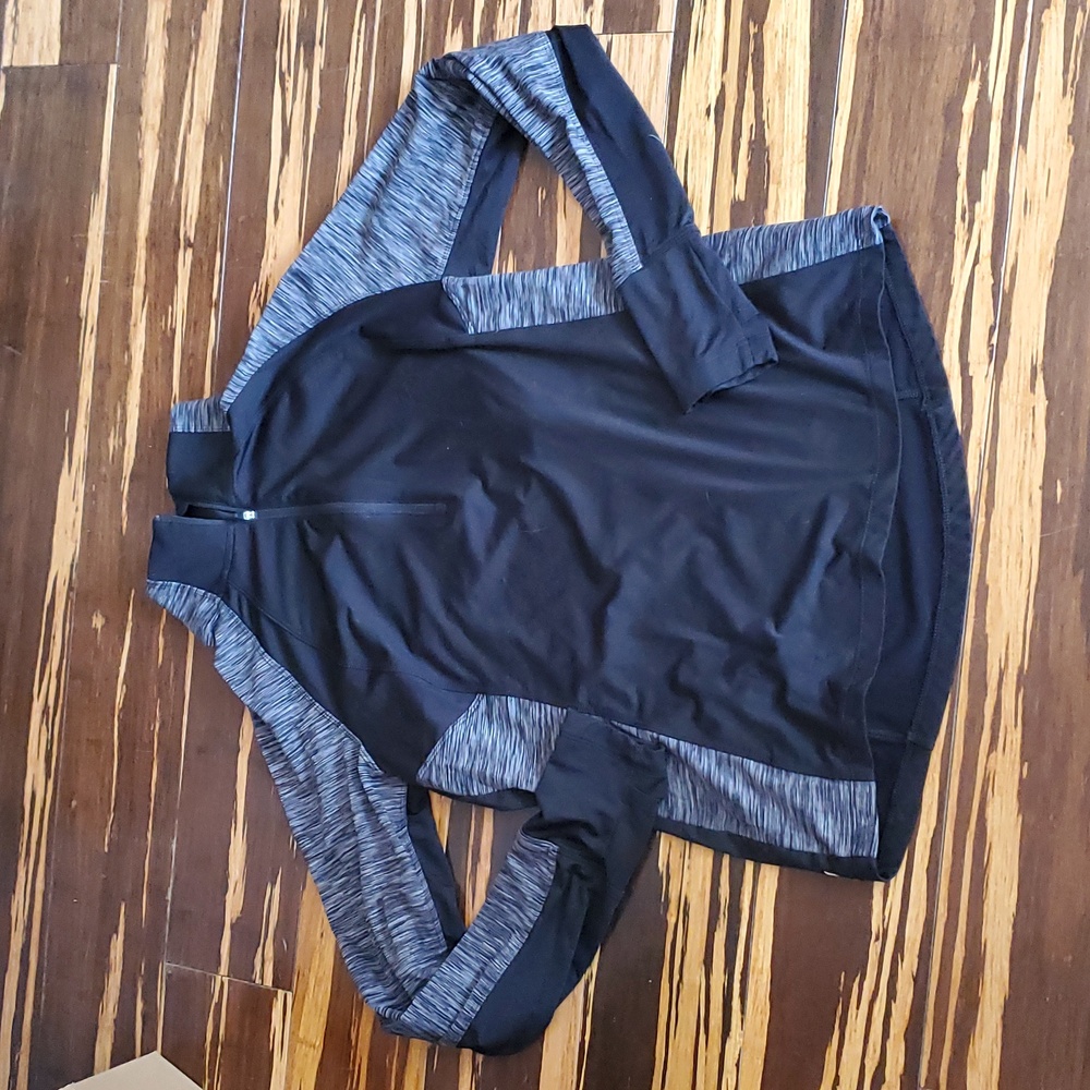 Athletic jacket